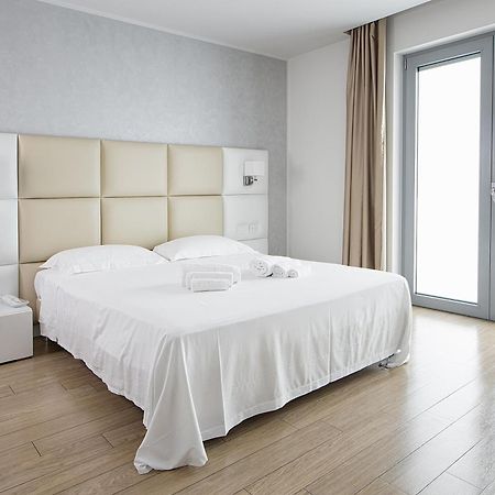 Pontevico Hotel Al Veliero מראה חיצוני תמונה